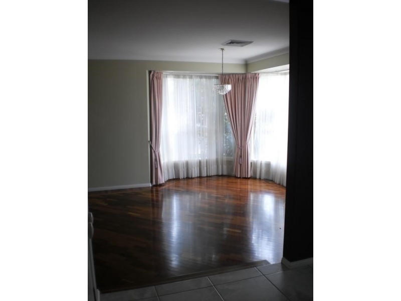 6 Bellereve Place, Leonay NSW 2750