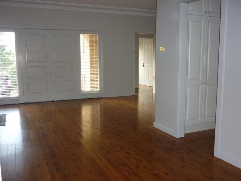 2 Cronin Street, Penrith NSW 2750