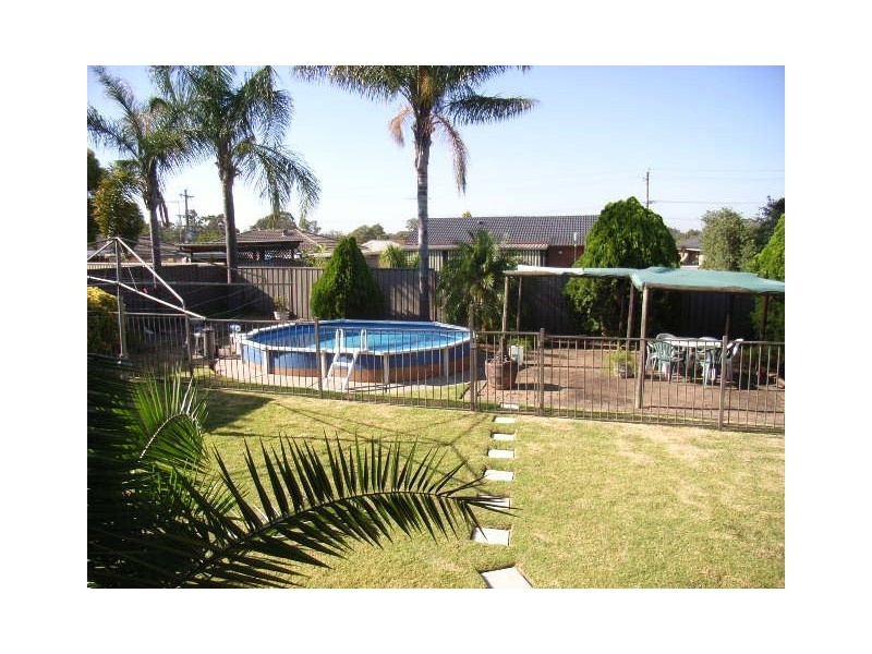 18 Thrift Street, St Marys NSW 2760