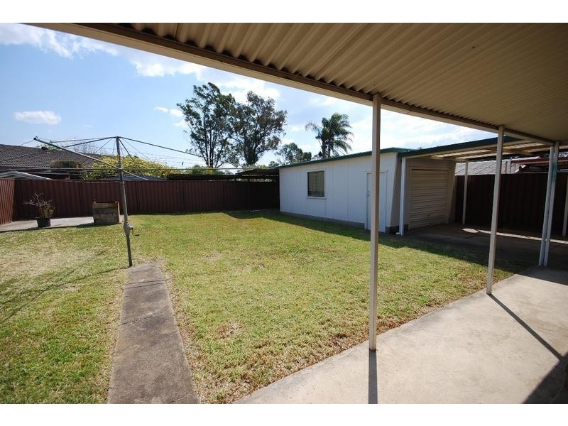 27 Herbert Street, Cambridge Park NSW 2747