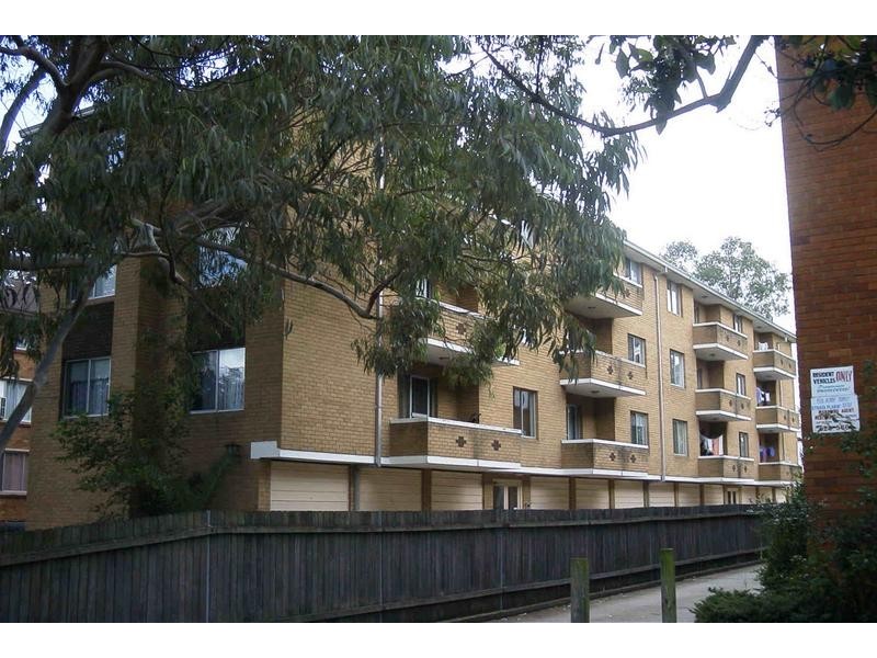 10/211 Derby Street, Penrith NSW 2750