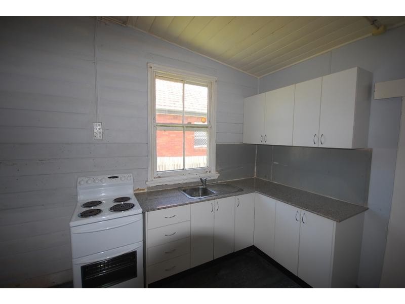 41 Castlereagh Street, Penrith NSW 2750