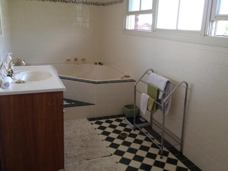 26 Currawong Crescent, Leonay NSW 2750