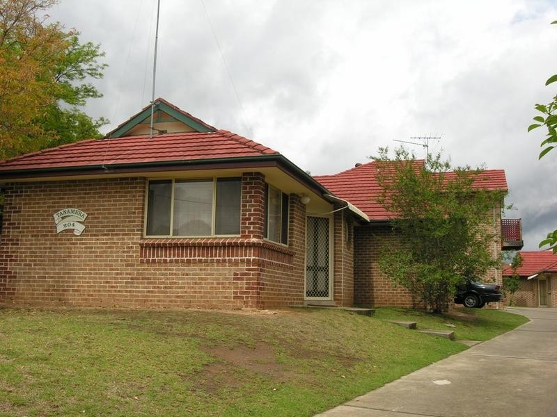 13/204 DERBY STREET, Penrith NSW 2750