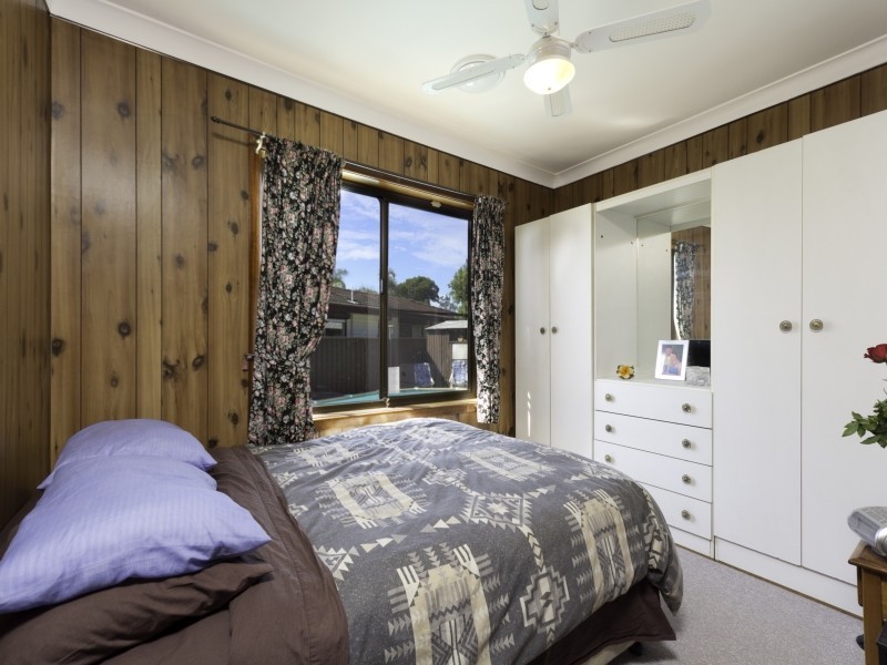 10 Meegan Place, Colyton NSW 2760