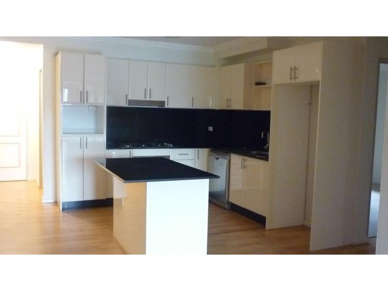 8/282 HIGH STREET, Penrith NSW 2750