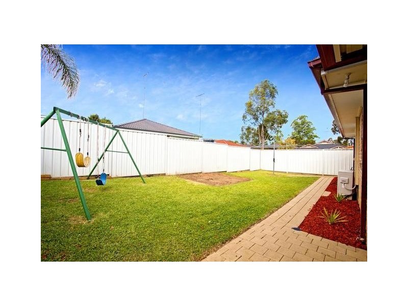 3 Gunara Terrace, Glenmore Park NSW 2745