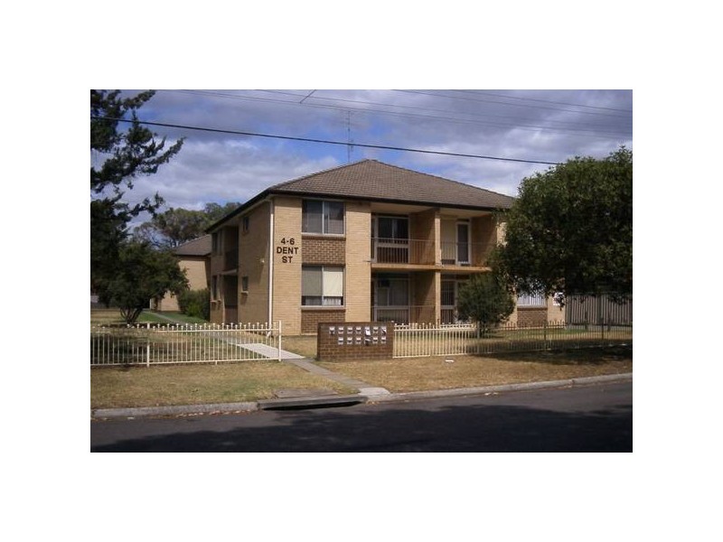 12/4-6 Dent Street, Penrith NSW 2750