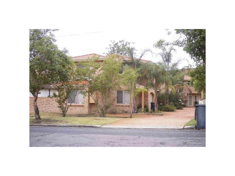 5/12 Blaxland Avenue, Penrith NSW 2750