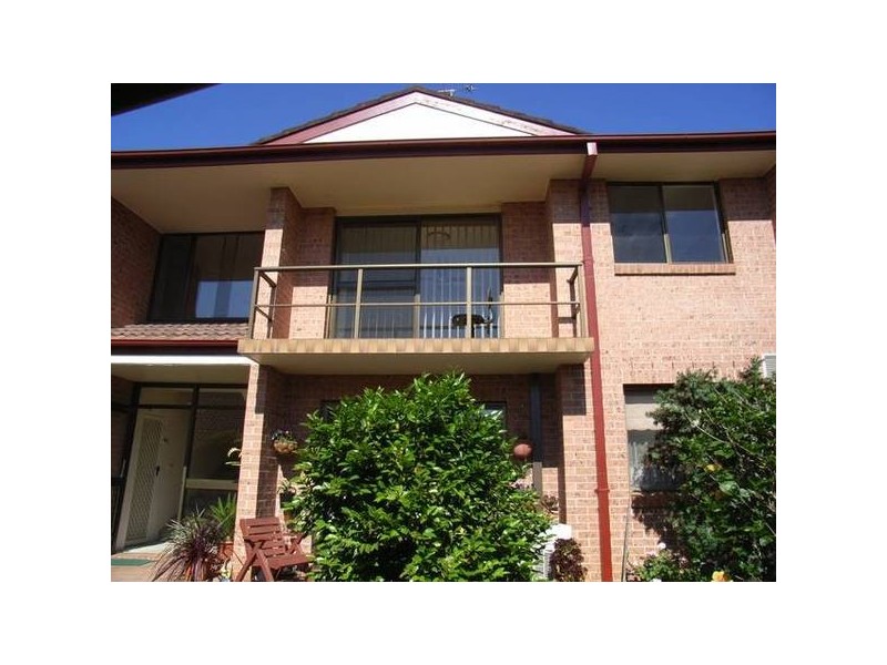 51/ Regal Oakes, Wallacia NSW 2745