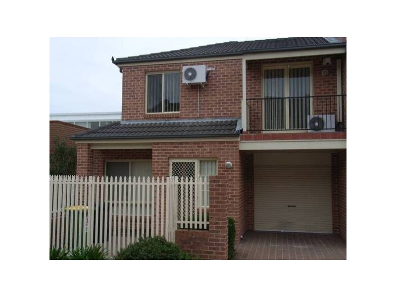 11/7 Bringelly Road, Kingswood NSW 2747