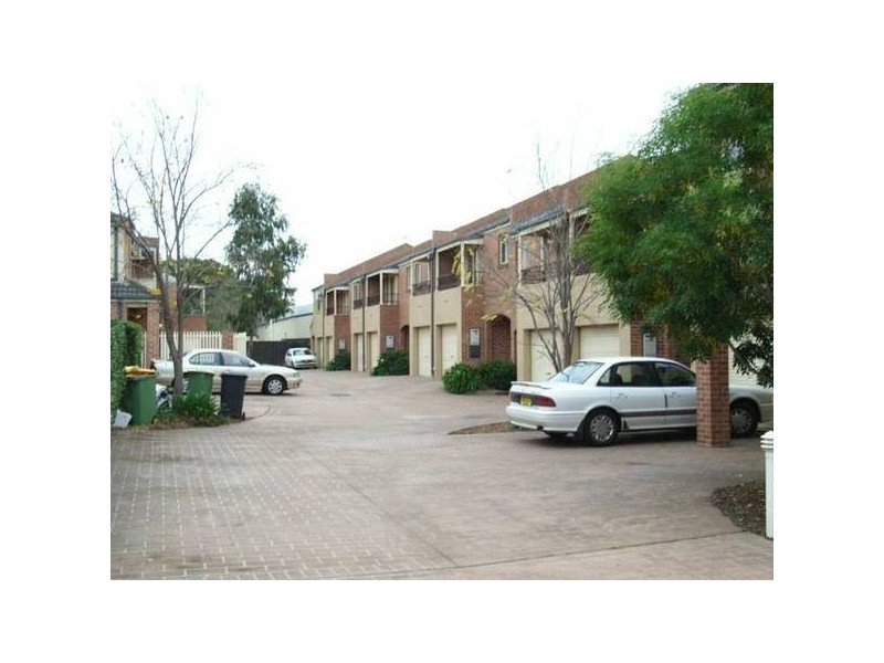 11/7 Bringelly Road, Kingswood NSW 2747