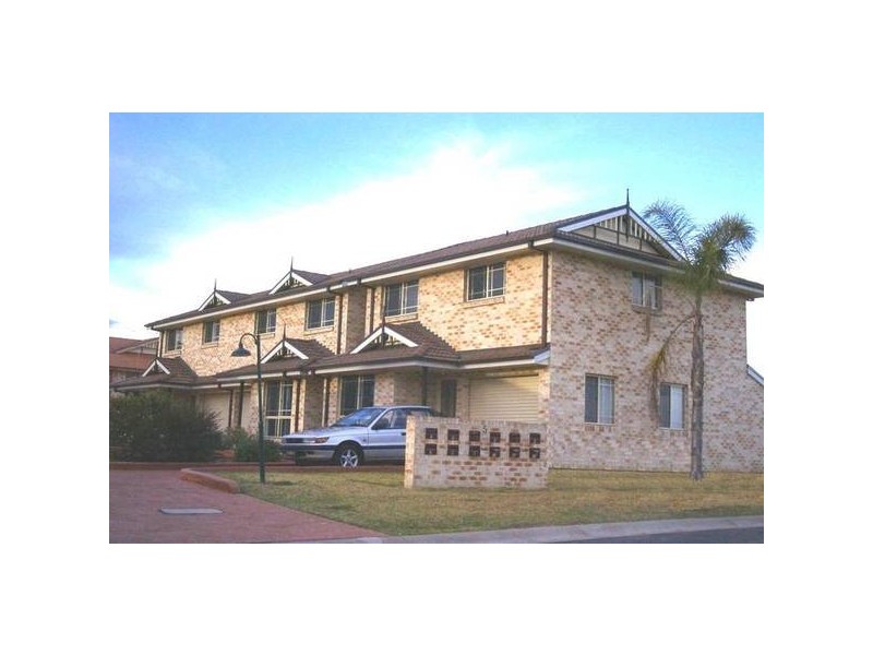 5/5 Gilmore Close, Glenmore Park NSW 2745