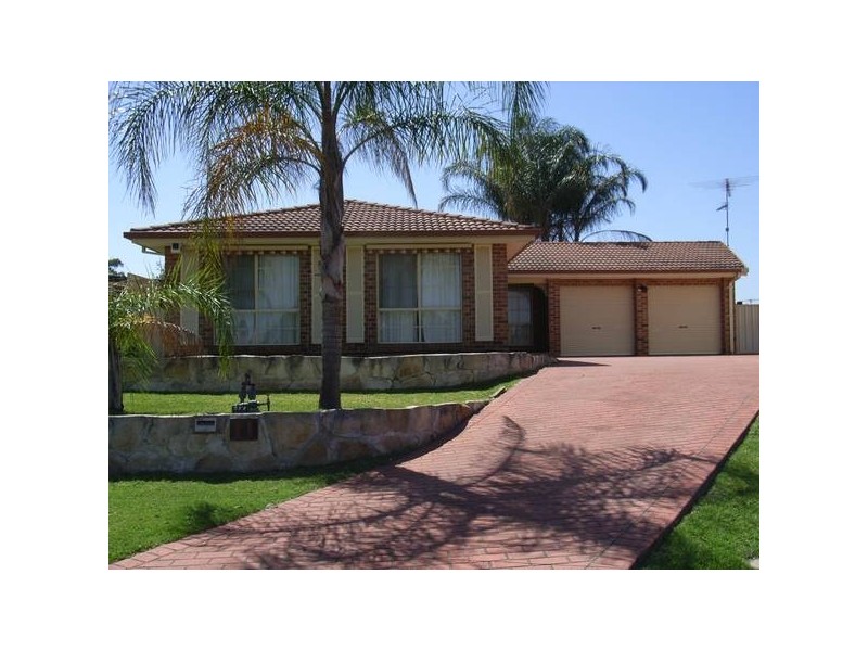 11 Mozart Place, Cranebrook NSW 2749