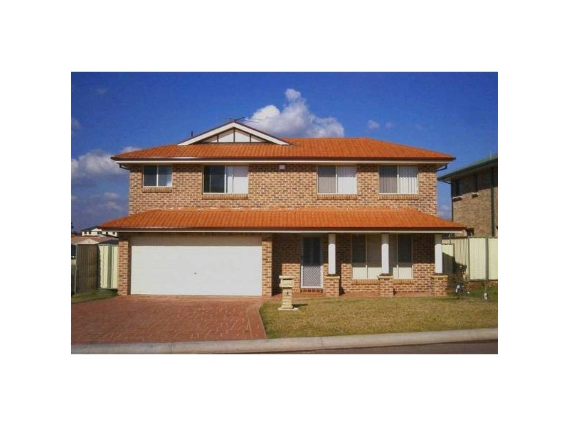 4 Coco Drive, Glenmore Park NSW 2745