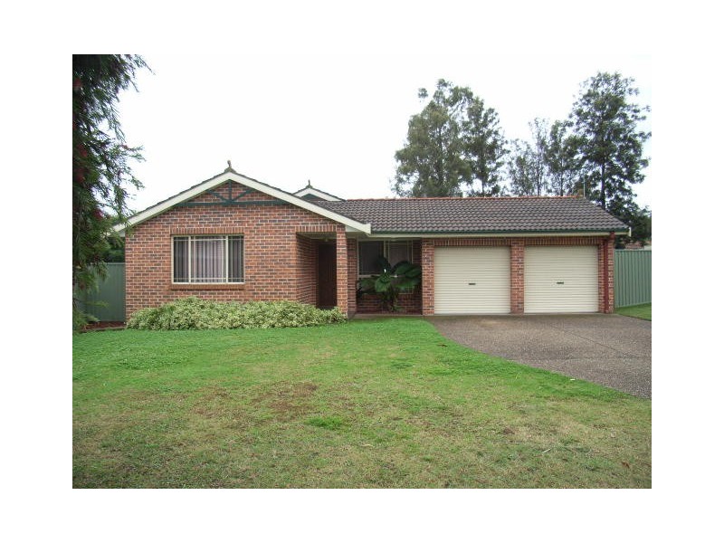 8 Mozart Place, Cranebrook NSW 2749