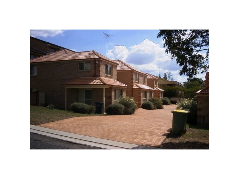 2/5-7 Haynes Street, Penrith NSW 2750