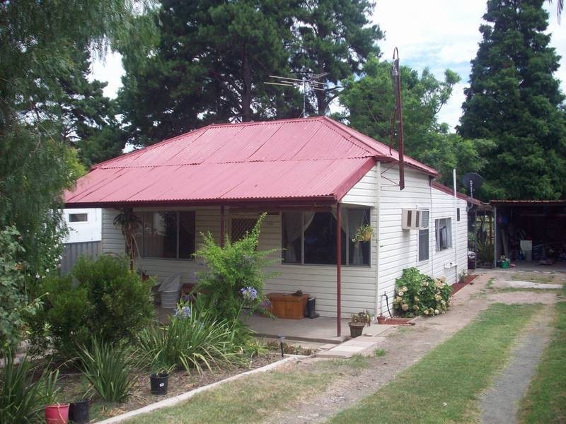 153 Harle Street, Abermain NSW 2326