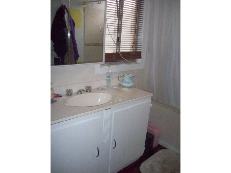 153 Harle Street, Abermain NSW 2326