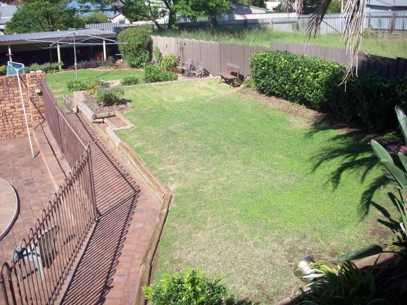 12 Cooma Street, Abermain NSW 2326