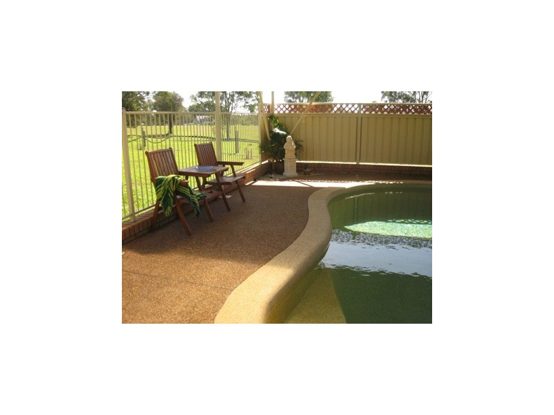 278 Heaton Road, Quorrobolong NSW 2325