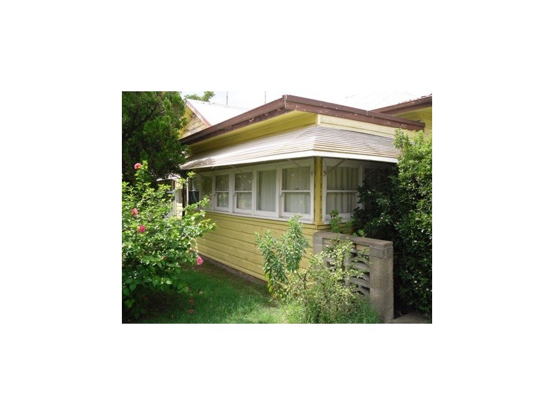 18 Chidgey Street, Cessnock NSW 2325