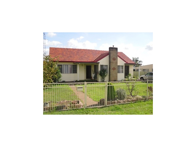 19 Comfort Avenue, Cessnock NSW 2325