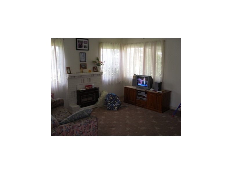 19 Comfort Avenue, Cessnock NSW 2325