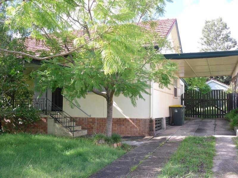 25 Wollombi Road, Cessnock NSW 2325