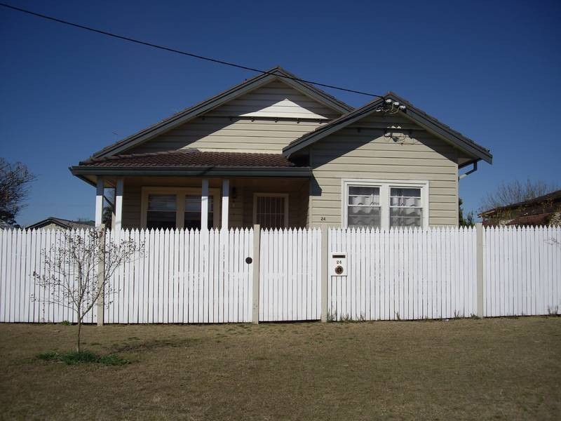 24 Swanson Street, Weston NSW 2326