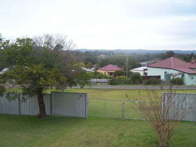 6 Cooma Street, Abermain NSW 2326