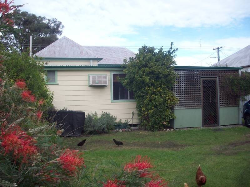 17 Second Street, Weston NSW 2326