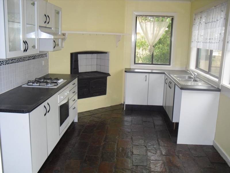 10 Allandale Street, Pelaw Main NSW 2327