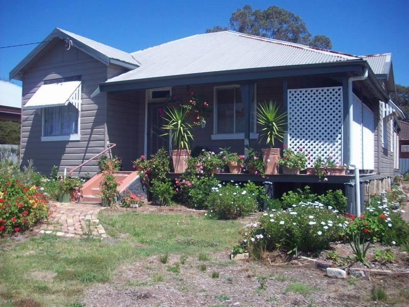 1 Allandale Street, Pelaw Main NSW 2327