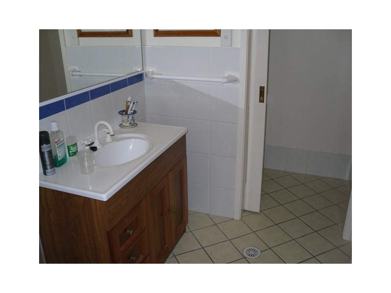 10 Shiraz Grove, Cessnock NSW 2325
