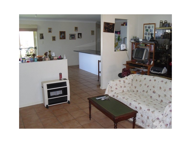 10 Shiraz Grove, Cessnock NSW 2325