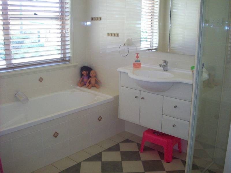 6 Grey Gum Drive, Weston NSW 2326