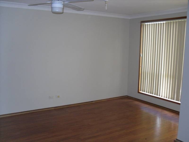 111 Harle Street, Abermain NSW 2326