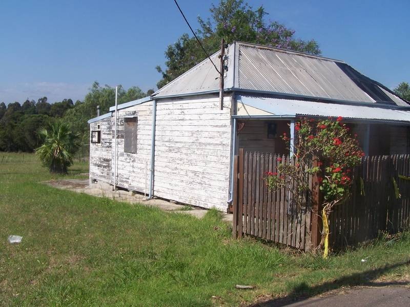 132 Cessnock Rd, Neath NSW 2326