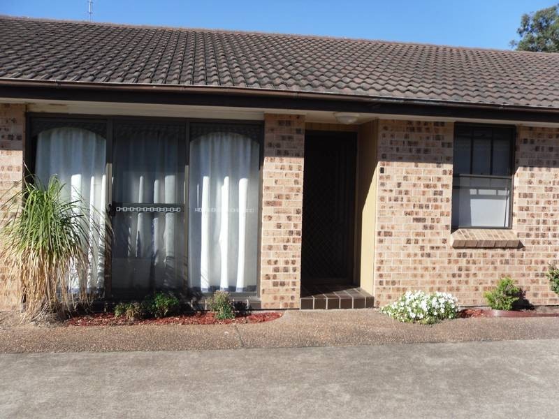 2/102 Mitchell Avenue, Kurri Kurri NSW 2327