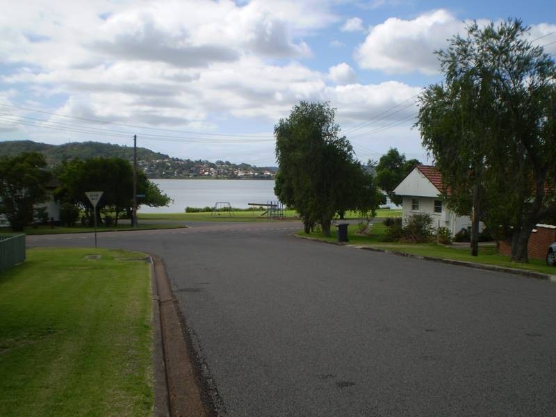 2A Rens Street, Booragul NSW 2284