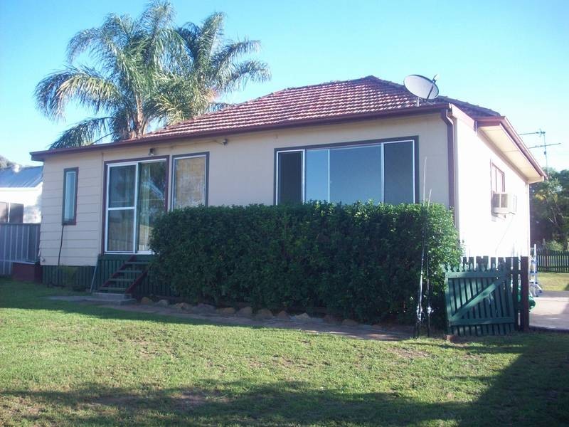 23 Sale Street, Greta NSW 2334