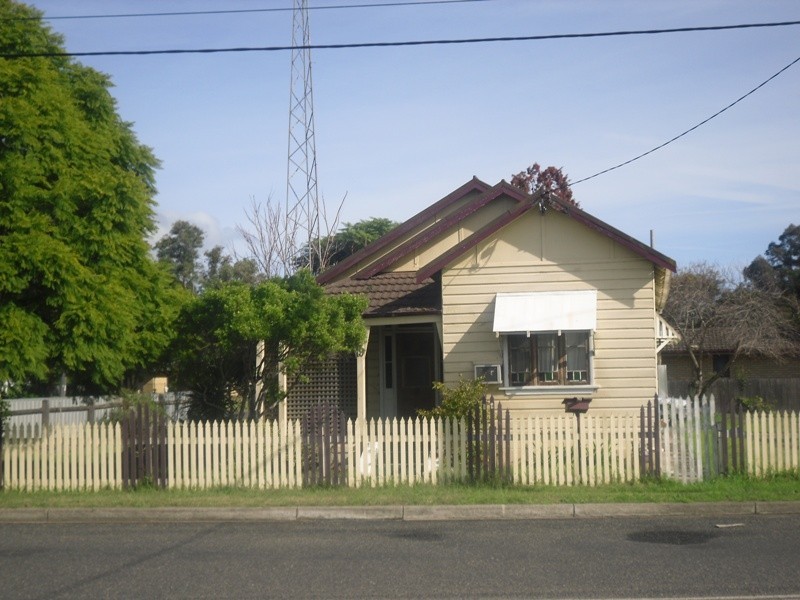 19 Mount View Road, Cessnock NSW 2325