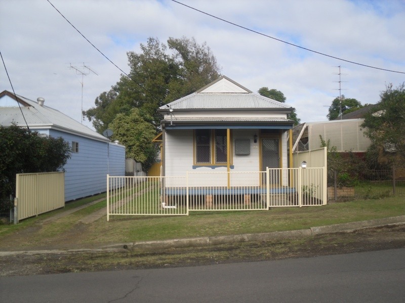 23 Cooper Street, Cessnock NSW 2325