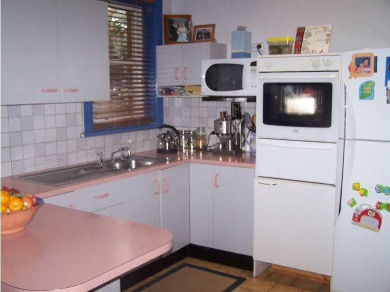 42 Tamworth Street, Abermain NSW 2326