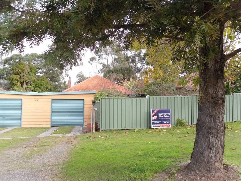 42 Tamworth Street, Abermain NSW 2326