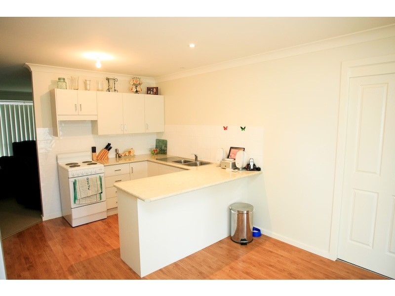 2/36 Neath Street, Pelaw Main NSW 2327