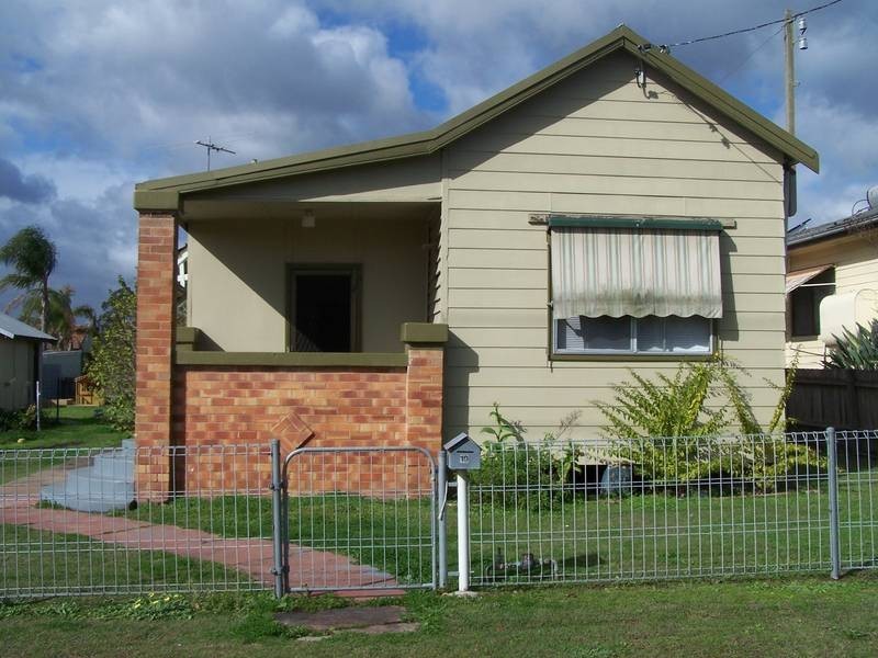 10 Carroll Ave, Cessnock NSW 2325