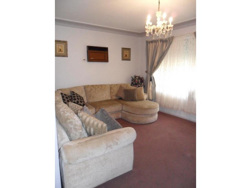 33 Sixth Street, Weston NSW 2326