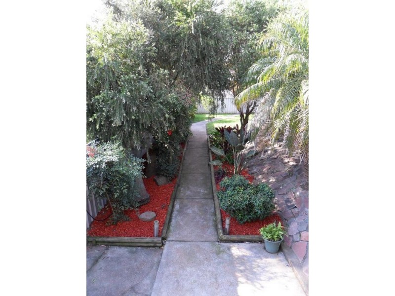 33 Sixth Street, Weston NSW 2326